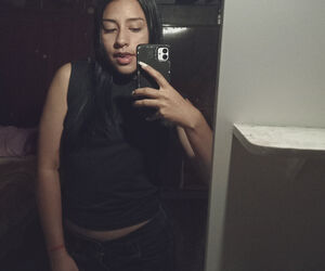 micaelaa